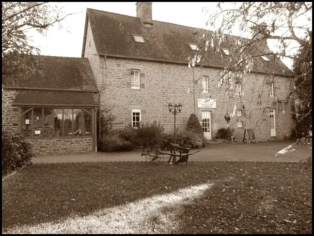 Auberge du Mesnil Rogues_50450_slider_image_3