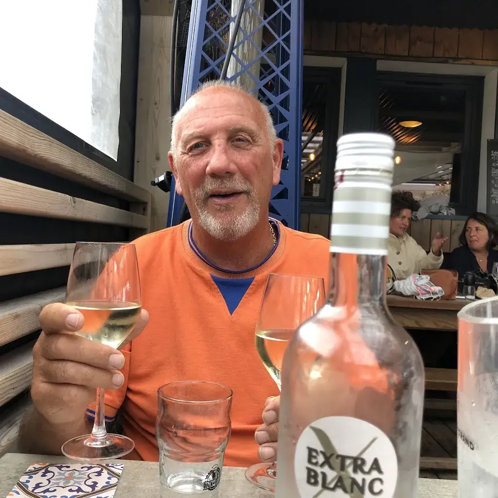 Steve E Wager (S.E.W LTD)_Les Dunes_Gouville-sur-Mer_recensione