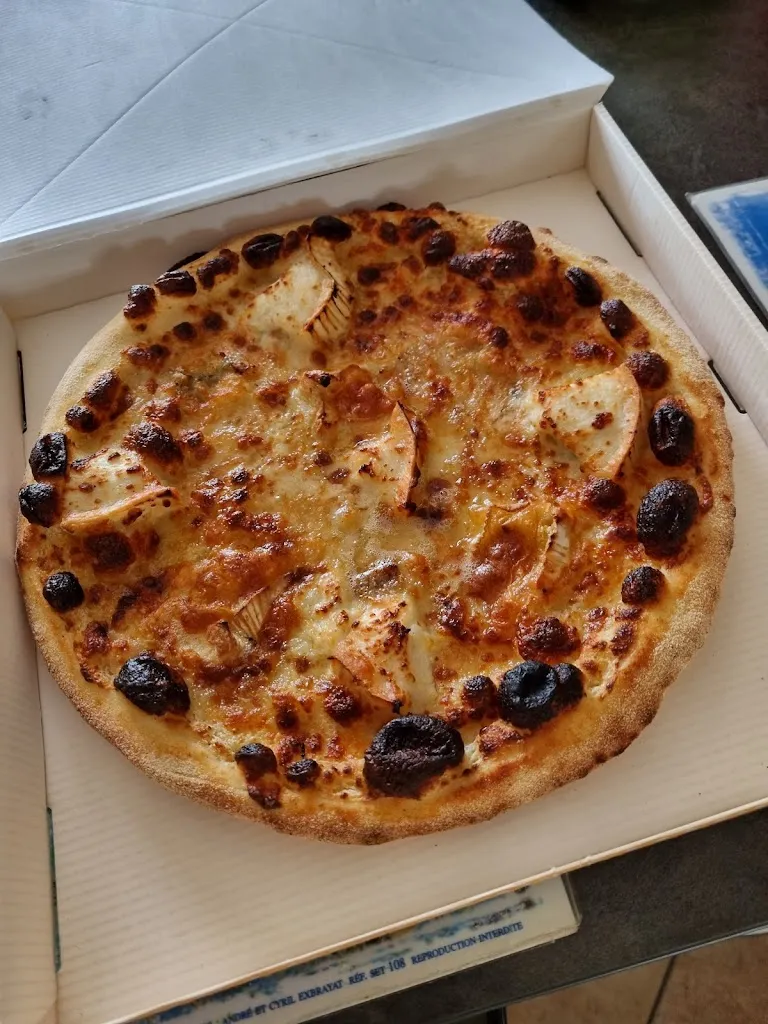 Philippe Bénard_Master Pizza - Distributeur de pizzas_Grainville-sur-Odon_reseña