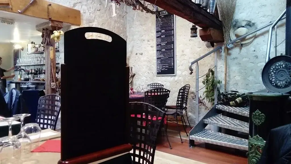 L'Aristide_Petit-Couronne_slider_image_1