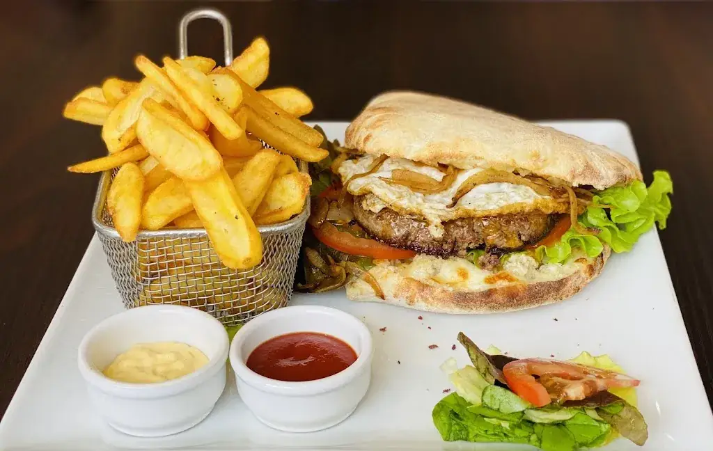 Le Prado_Gournay-en-Bray_slider_image_2