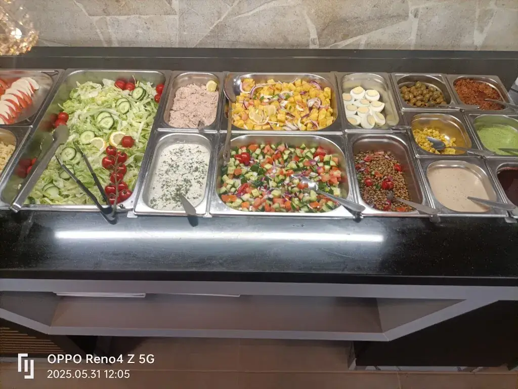 Village Indian_Givors_slider_image_3