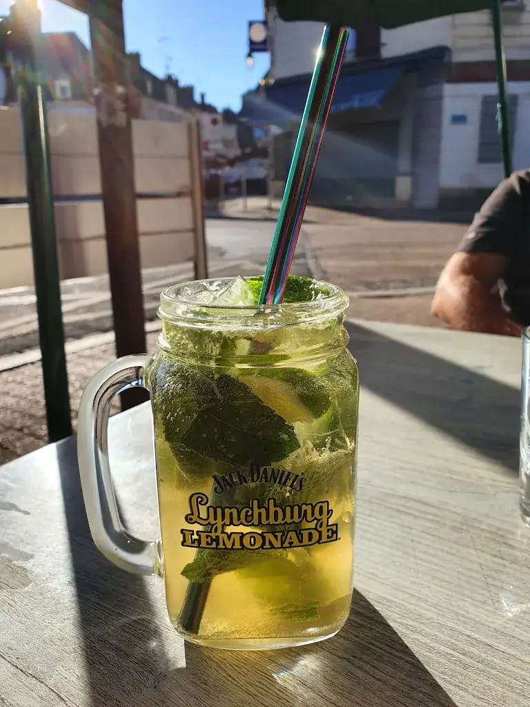 Menu_Brasserie Le Commerce_Gournay-en-Bray_immagine_2