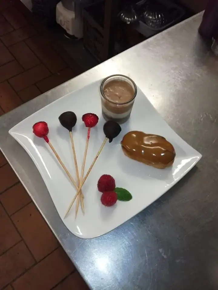 Menu_Brasserie Le Commerce_Gournay-en-Bray_immagine_9