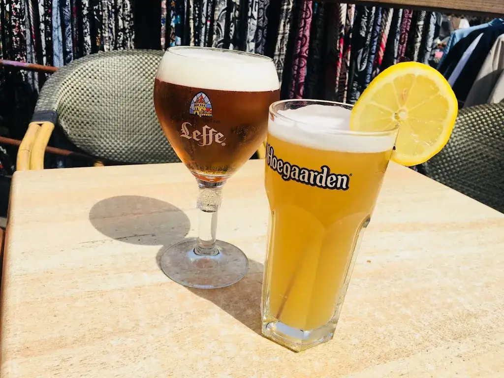 Le Café Moderne ristorante a Gournay-en-Bray