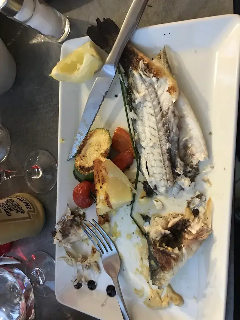 Le Café Moderne_Gournay-en-Bray_slider_image_2