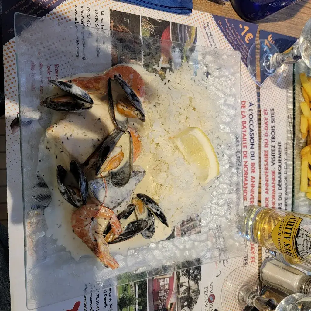 Shaun Rudy_La Marine_Grandcamp-Maisy_review