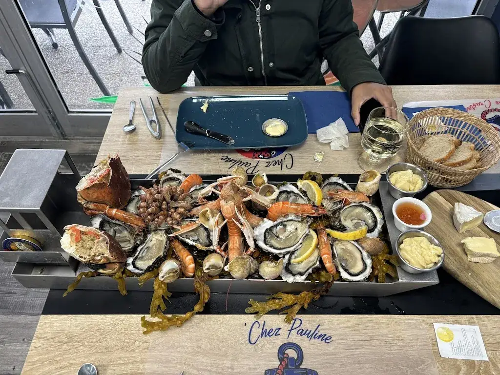 Kyle Watts_Chez Pauline - Bar à Crustacés_Grandcamp-Maisy_review