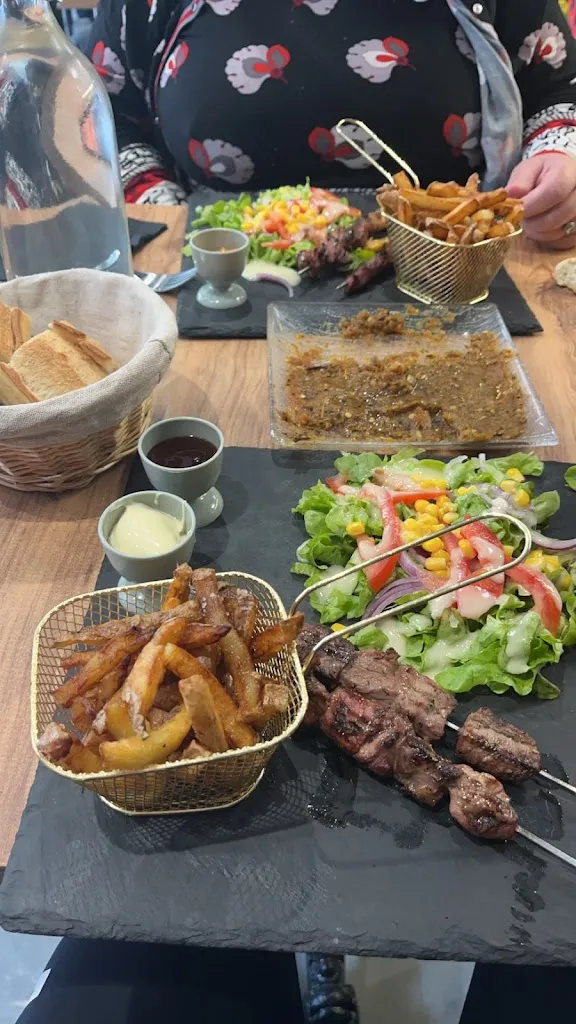 Nissa Nissou_Grill House Givors_Givors_review