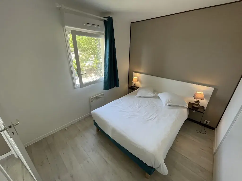 Adonis Grandcamp - Résidence Les Isles De Sola_Grandcamp-Maisy_slider_image_2