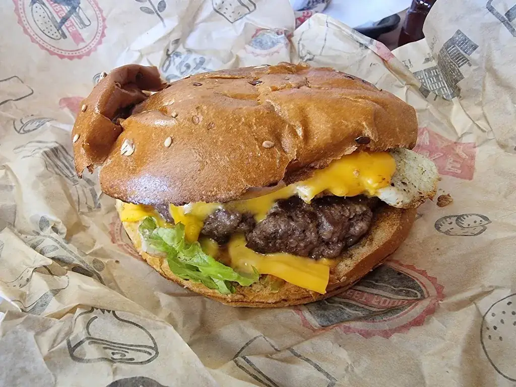 MyBurger - Gravigny_Gravigny_slider_image_2