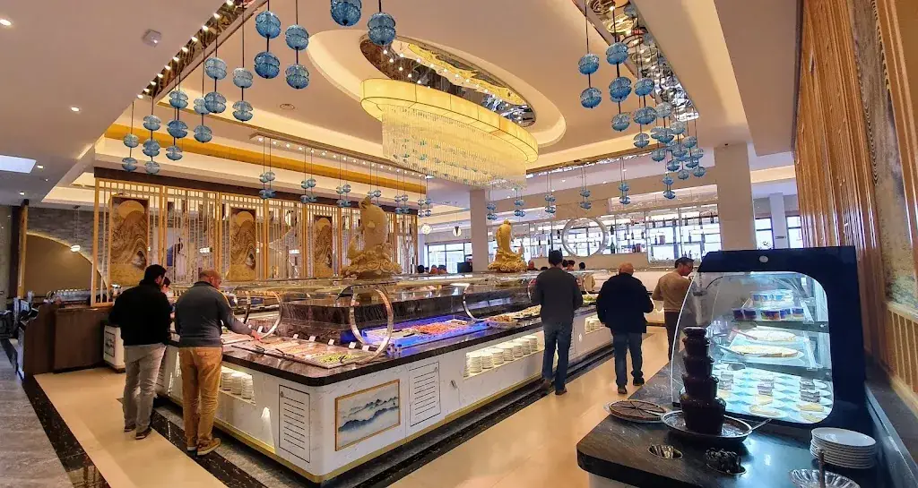 Asia King_Évreux_slider_image_1