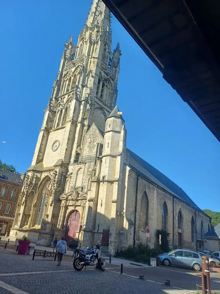 mika lamp_Le 104_Harfleur_review