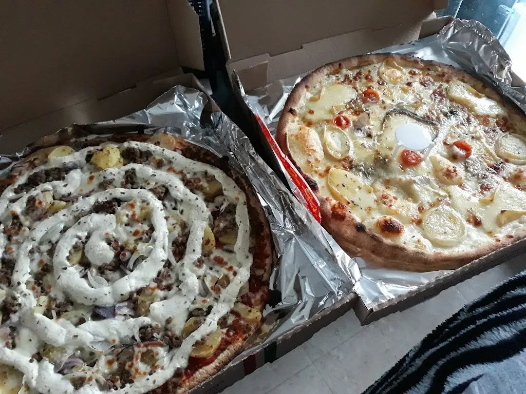 V&P Pizza et Pâtisseries Artisanales_Harfleur_slider_image_3