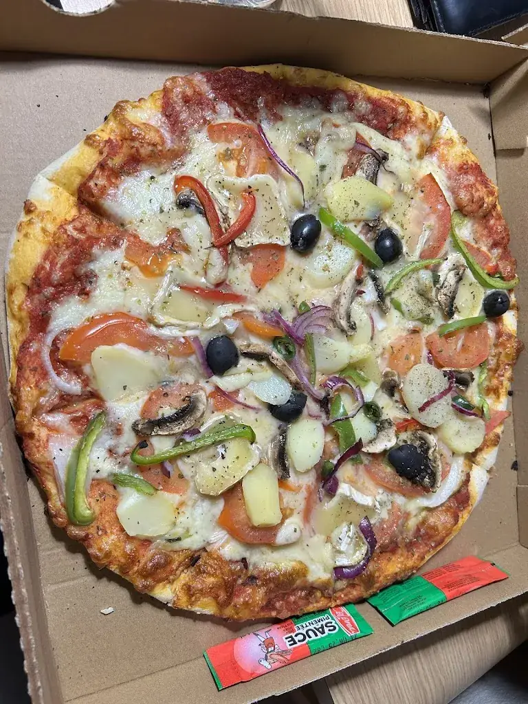 W. Zaoui_Pizza Harfleur Les Caletes_Harfleur_recensione