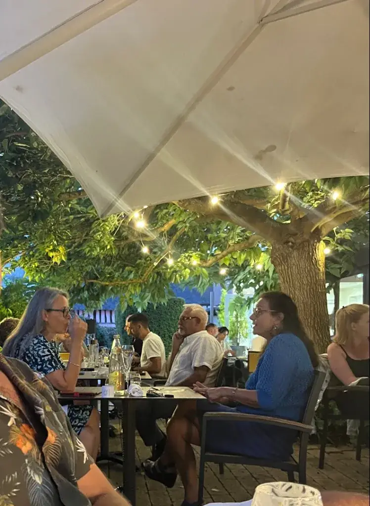 Sharon_Hostellerie d'Acquigny_Acquigny_review