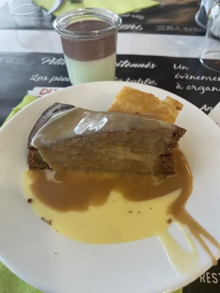 Csaba Gál_Hildeboldus Heudebouville_Heudebouville_review