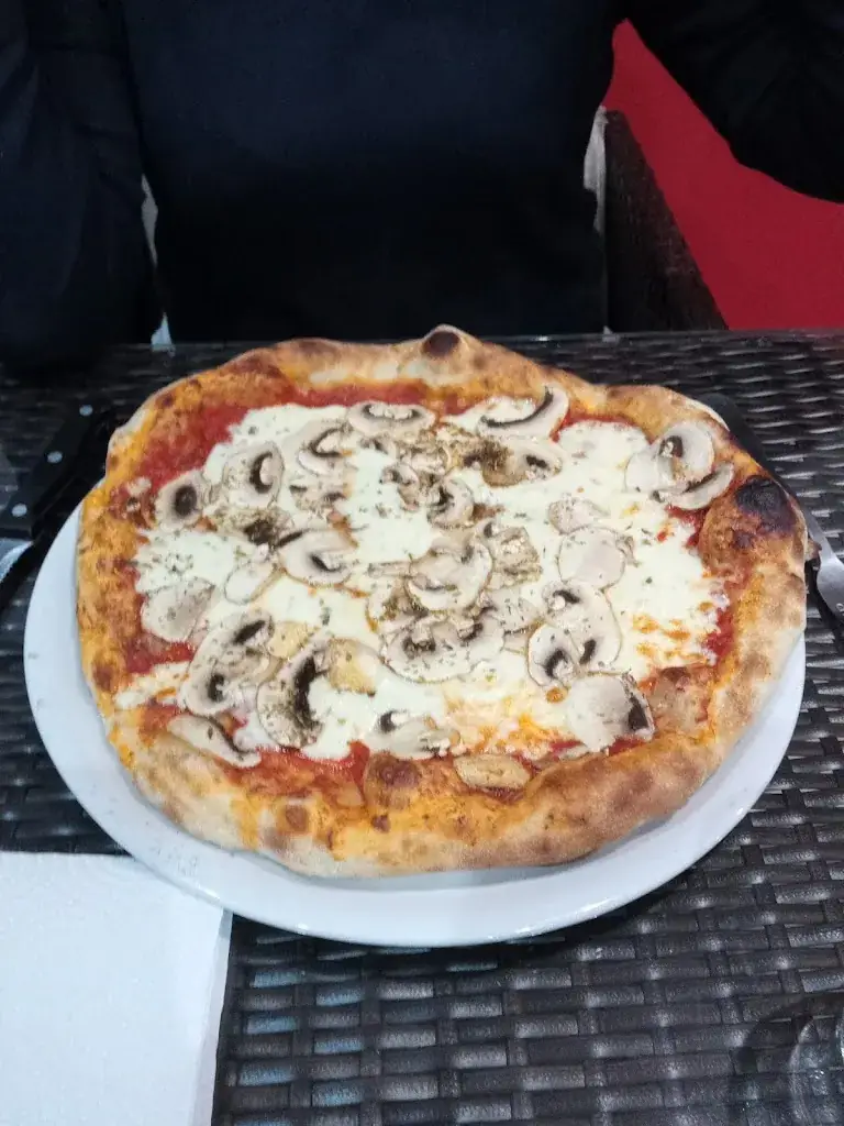 Menu_Pizza Marco_Houppeville_image_2