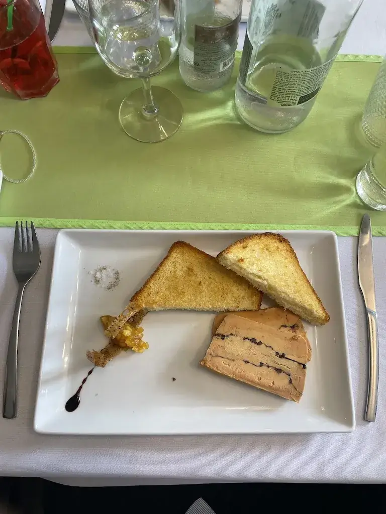 Léa Dumias_SOUS LA TOQUE D'OLIVIER_Isneauville_review