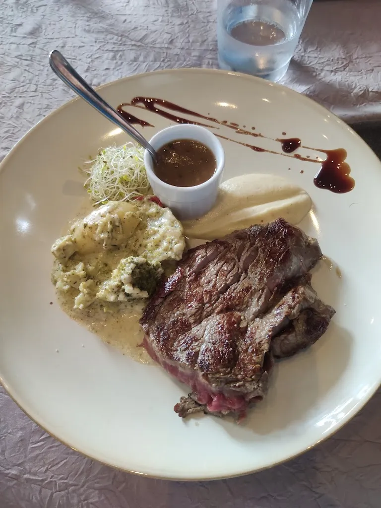 La Maison Pacel_Pacy-sur-Eure_slider_image_2