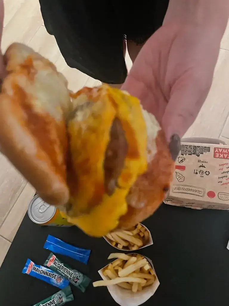 aurore cocquet_La Re7_Givors_review