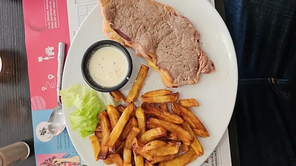 Café Le Sublim's Brasserie_Igoville_slider_image_3