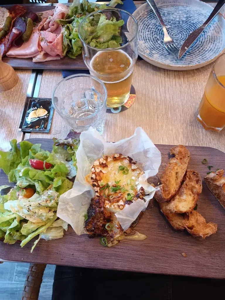 The mayonnaise Man_La Terrasse_Houlgate_review