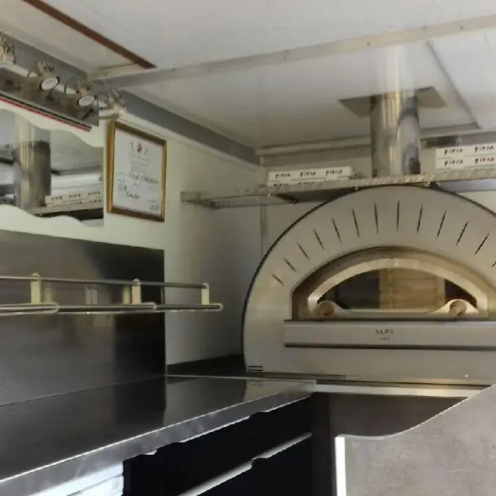 La pizza du plateau Chez Peppino_Givors_slider_image_2