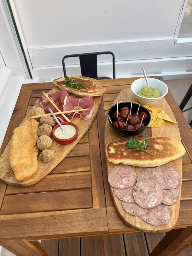 L’ambiance Baresto_Houlgate_slider_image_2