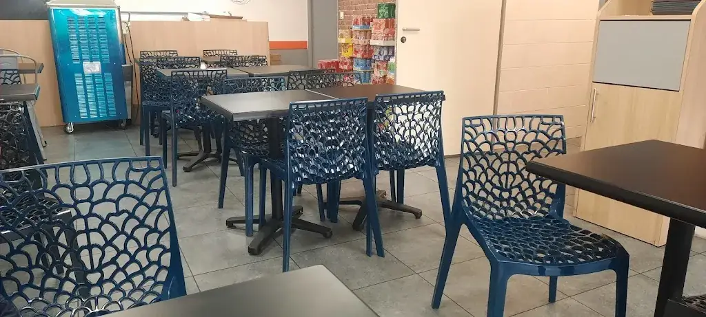 Daria H_NA FAMILY FOOD_Ifs_review