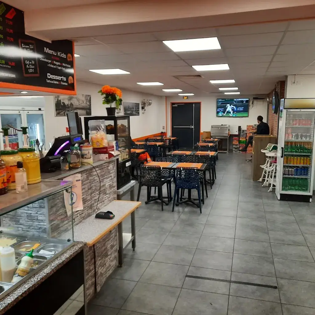 NA FAMILY FOOD restaurant in Ifs