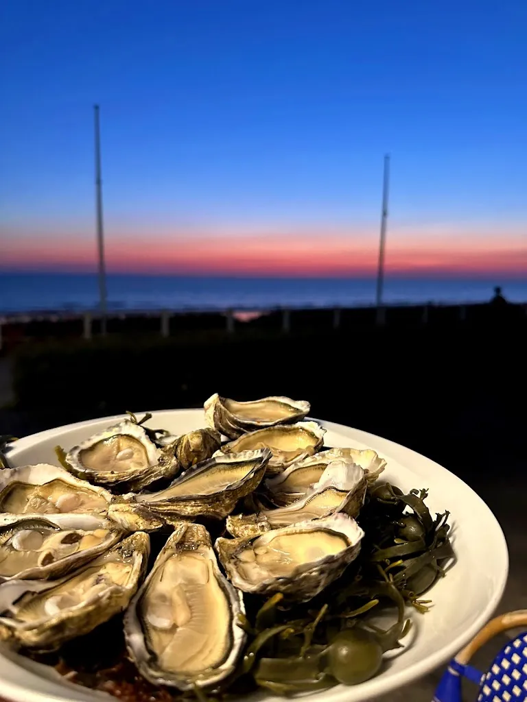 La Promenade_Jullouville_slider_image_3