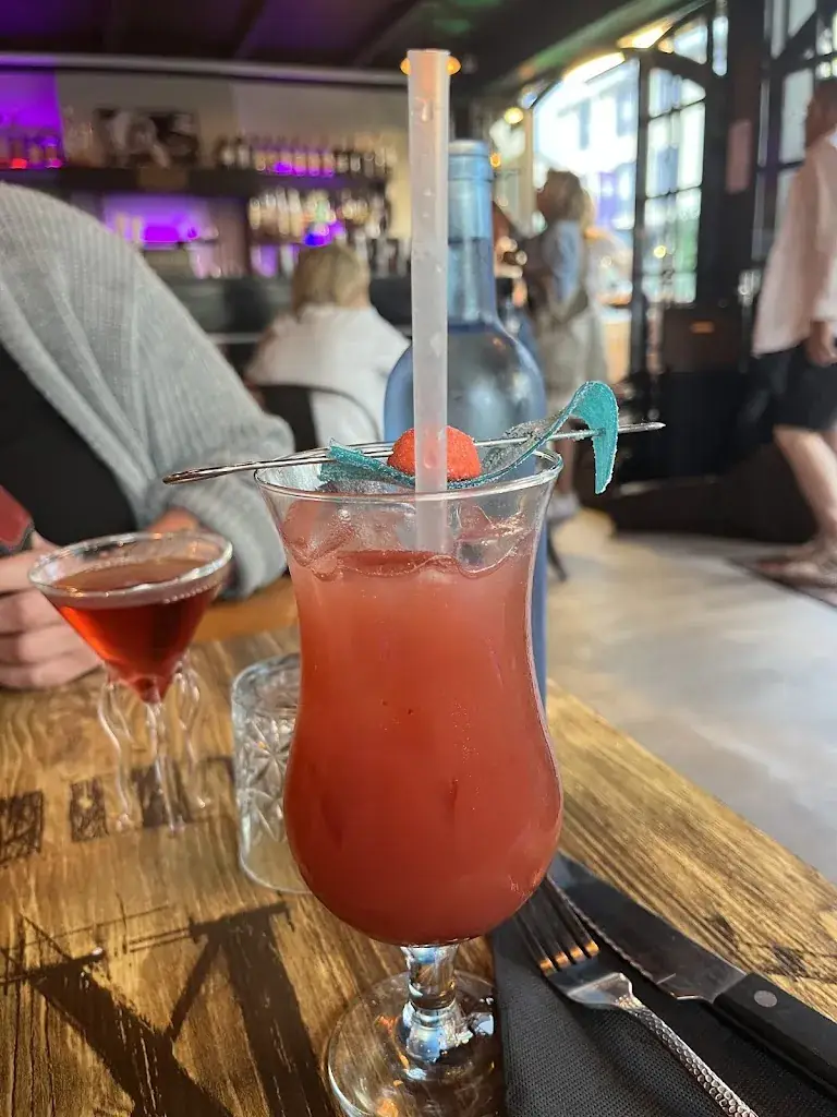 Nelly Roger_Restaurant La Prohibition Jullouville_Jullouville_review