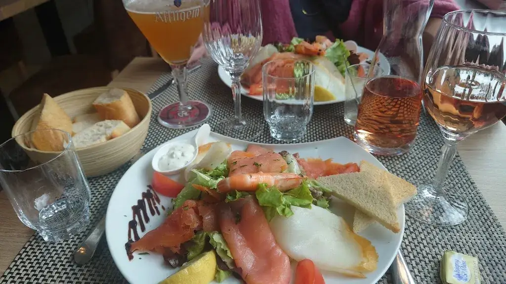 paul crooks_Hotel de France Isigny_Isigny-sur-Mer_review