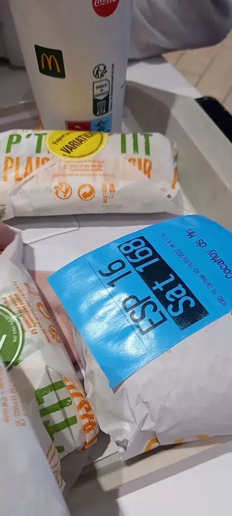 McDonald's_Isigny-sur-Mer_slider_image_2