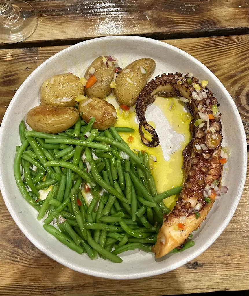 Lucie Boulay_Le Piano_Ivry-la-Bataille_review