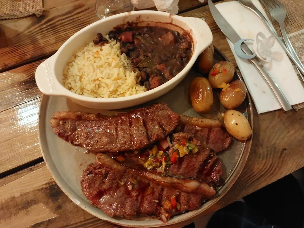 lisetteyr fernandes_Le Piano_Ivry-la-Bataille_review