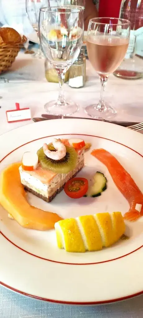 Francine Adam_La Grillade_Tancarville_review