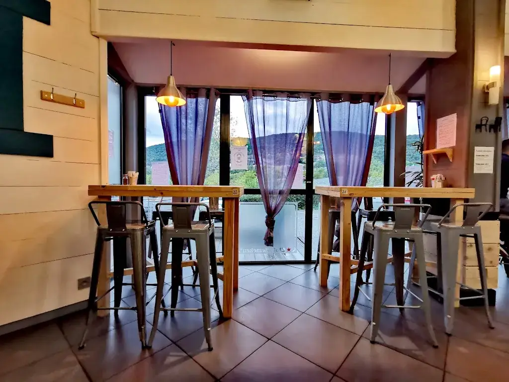 Brasserie Les Aiguilles restaurant in Grésy-sur-Aix