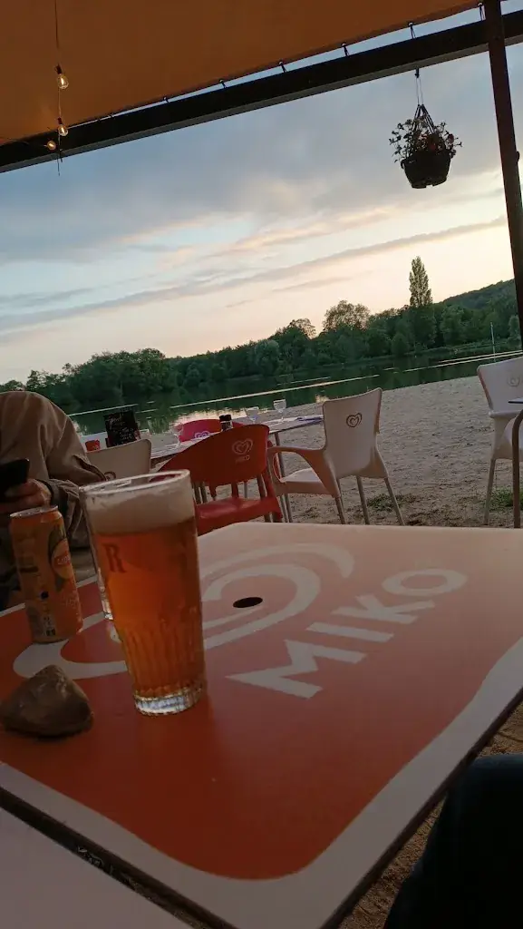 Christophe lol_Guinguette de la Noé_Bonneville-sur-Iton_review