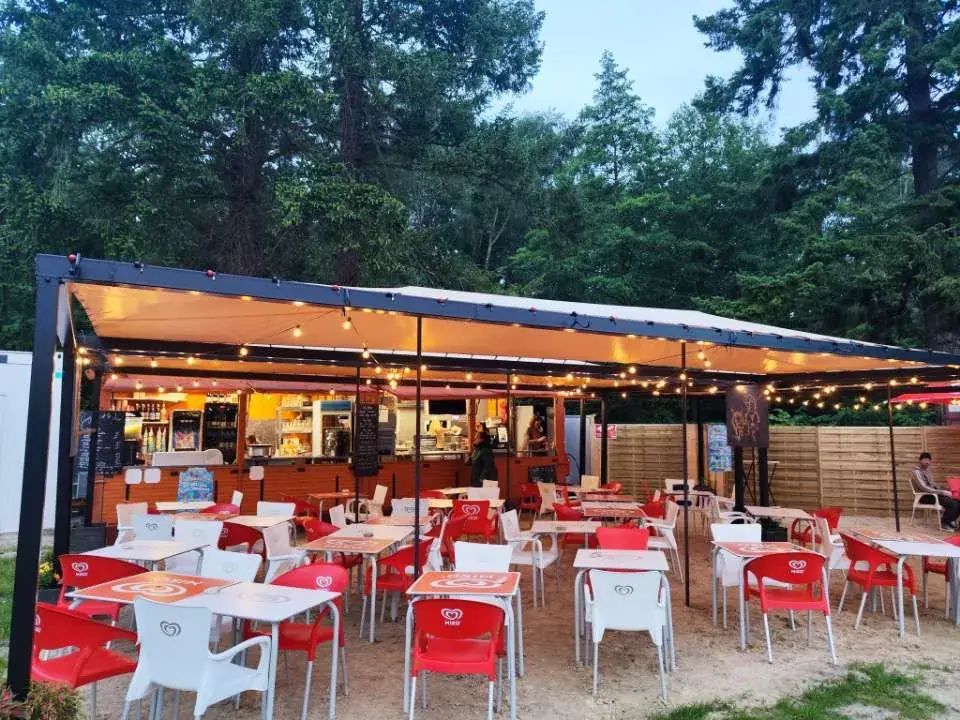 Guinguette de la Noé restaurant in Bonneville-sur-Iton