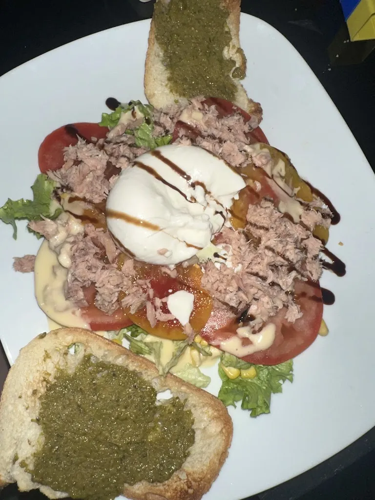 Le saint claude_Couture-Boussey_slider_image_2