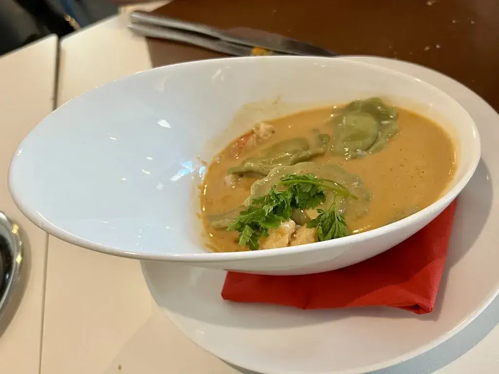 Russell Ries_L'Estampille by Erisay_Vernon_review