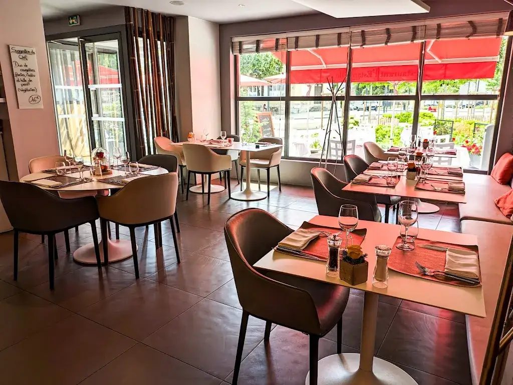 L'Estampille by Erisay_Vernon_slider_image_1