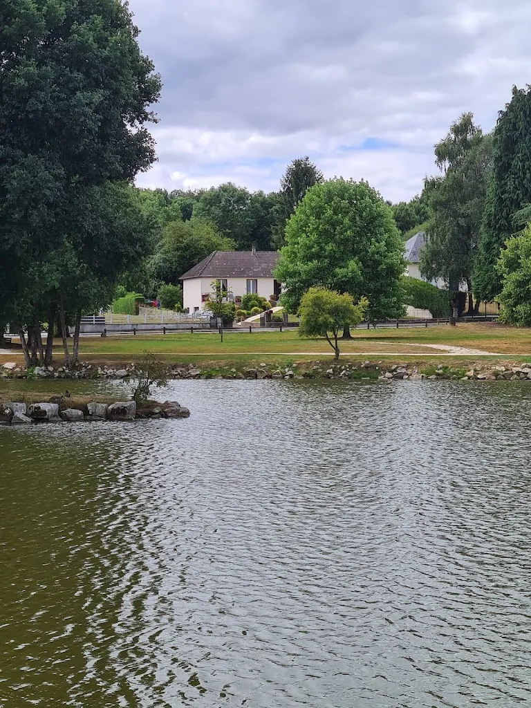 Cheyne Marley_Côm à la maison - Restaurant du Lac_Ferrière-aux-Étangs_review
