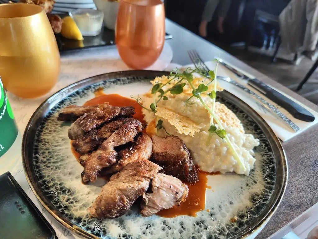 Brasserie Marcel's_Cotentin_slider_image_3