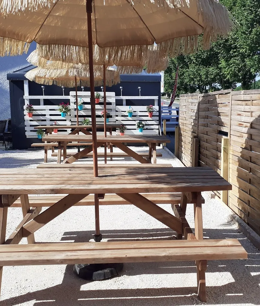 O'POULAILLER restaurant in Grésy-sur-Aix