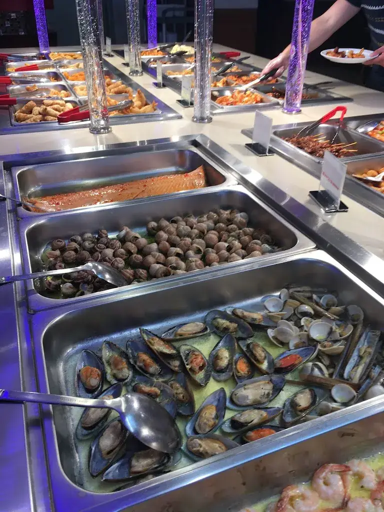 First Last_Royal Wok Grill Cherbourg_La_review