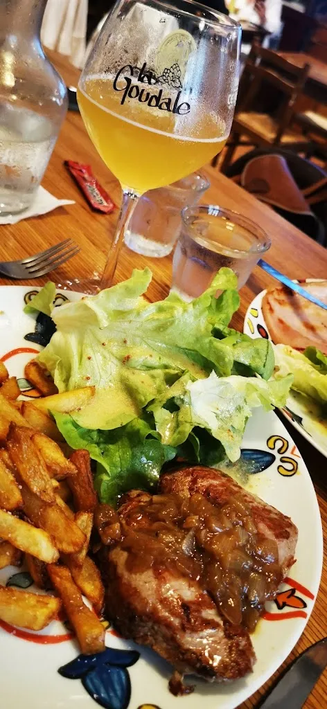 Franck ROUSSELET_Thérèse a du goût_Haye_review