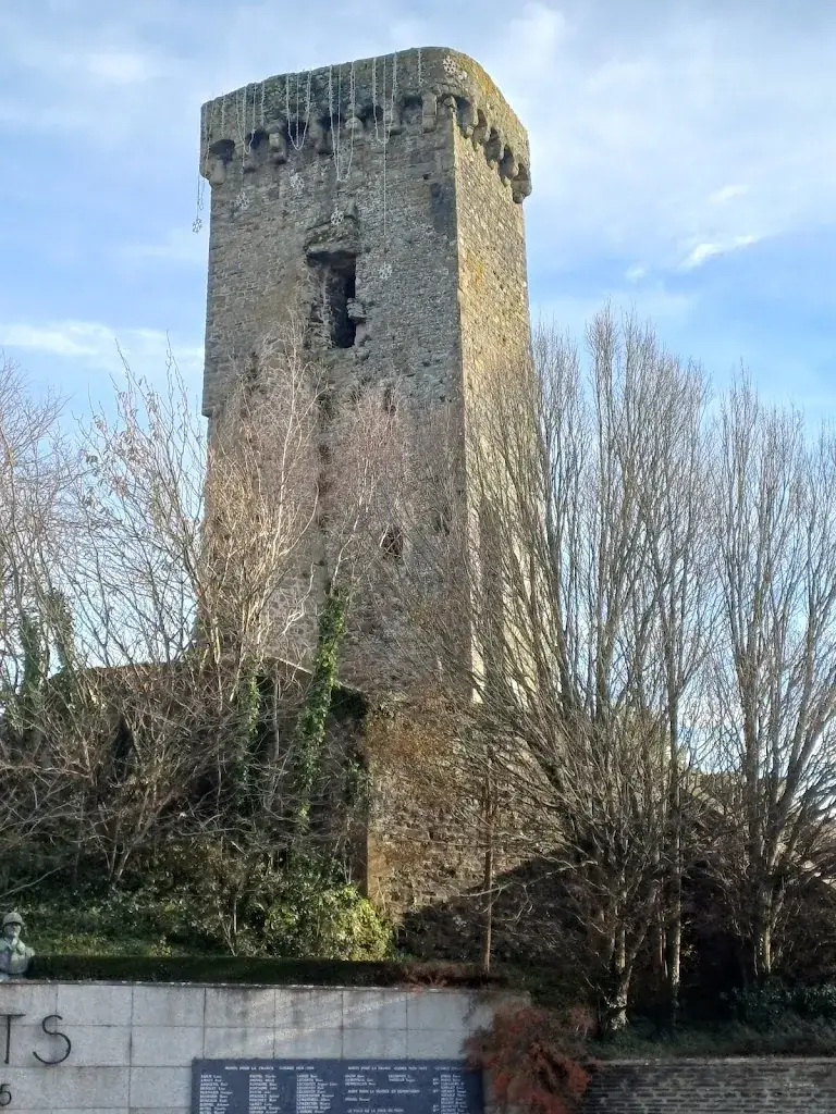 Château de la Haye-du-Puits_Haye_slider_image_3